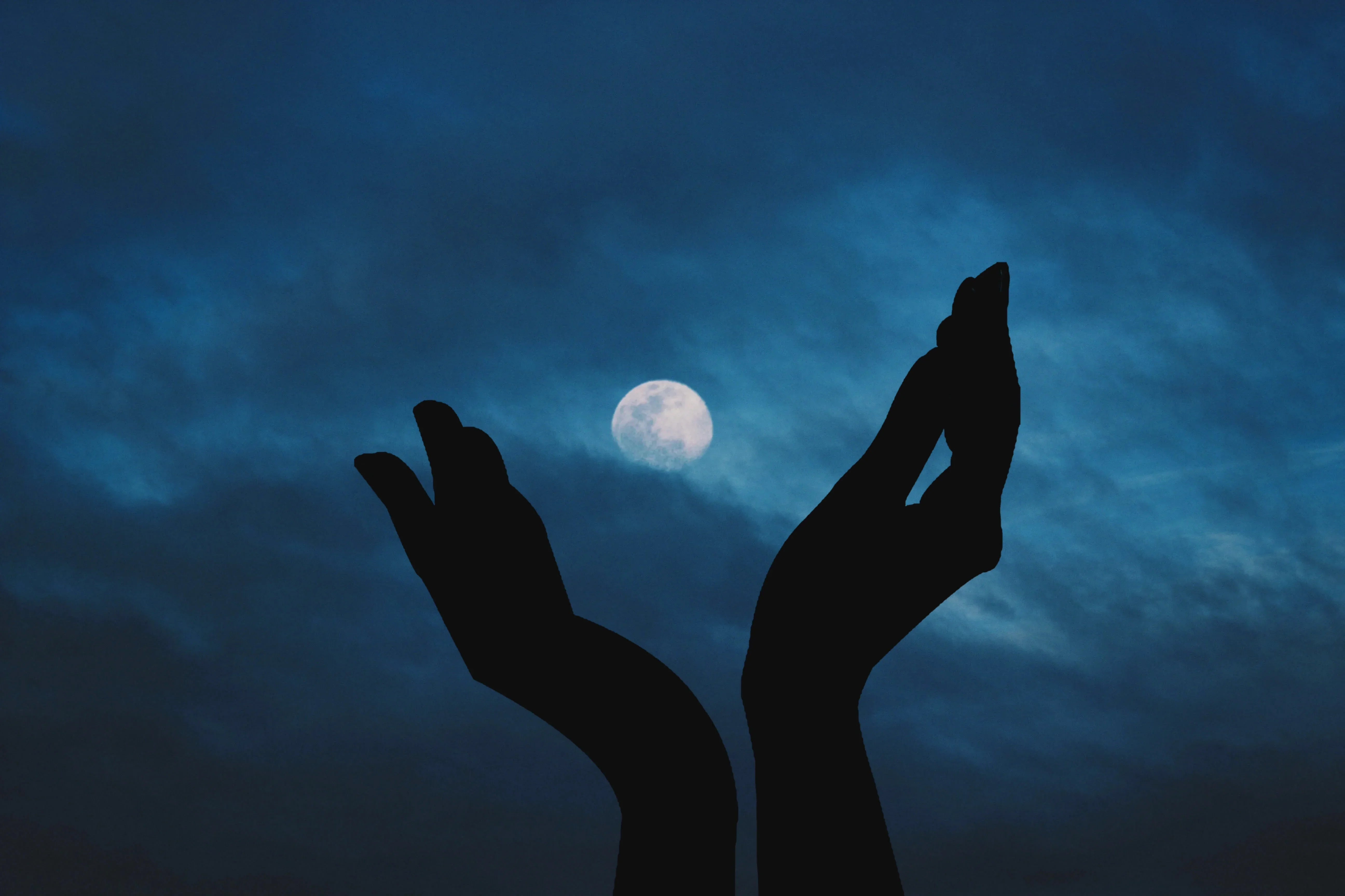 Full Moon, New Moon & Retrograde Dates for 2023