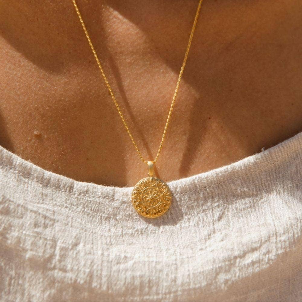 I Choose Joy - inspirational Mantra® mandala necklace: Yellow Gold