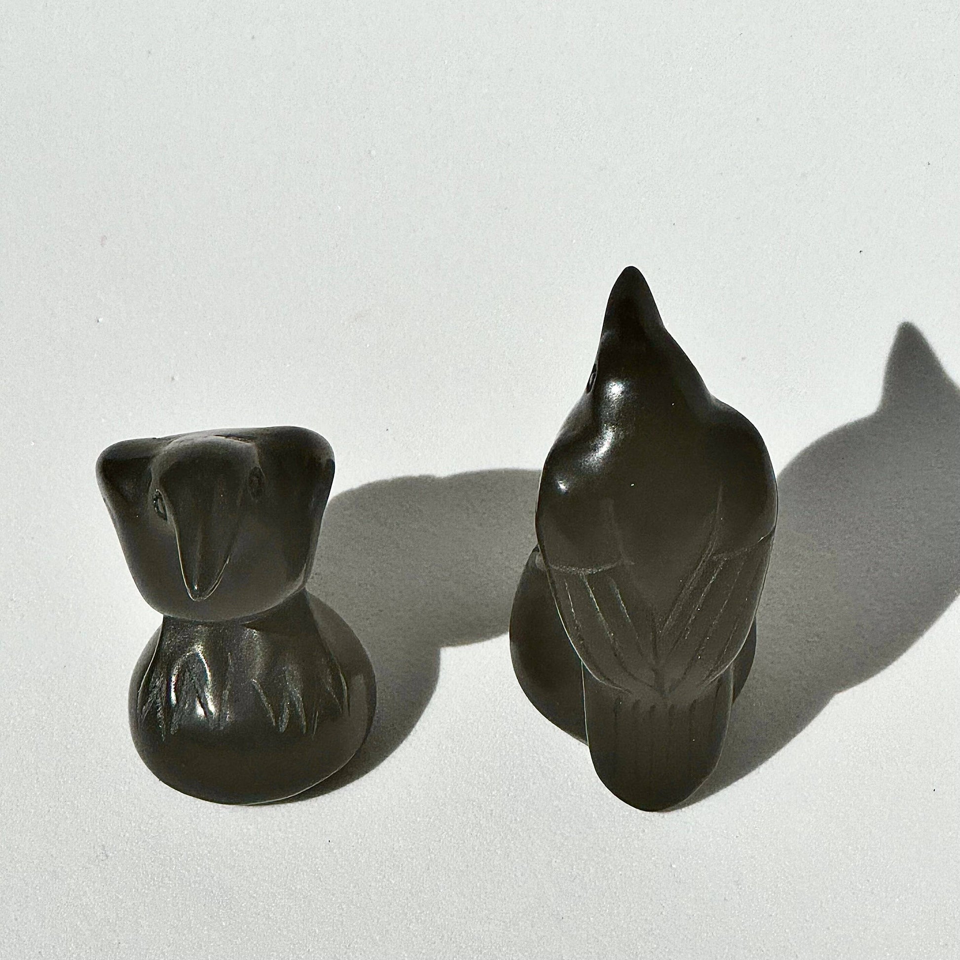 BLACK OBSIDIAN RAVEN CARVING - represent ancient wisdom, intelligence, and transformation - Obsidian is lustrous volcanic glass - excellent protective stone - external energies and protecting - against negativity - negative vibrations in the environment - clarity in healing - Joy - Journey of you