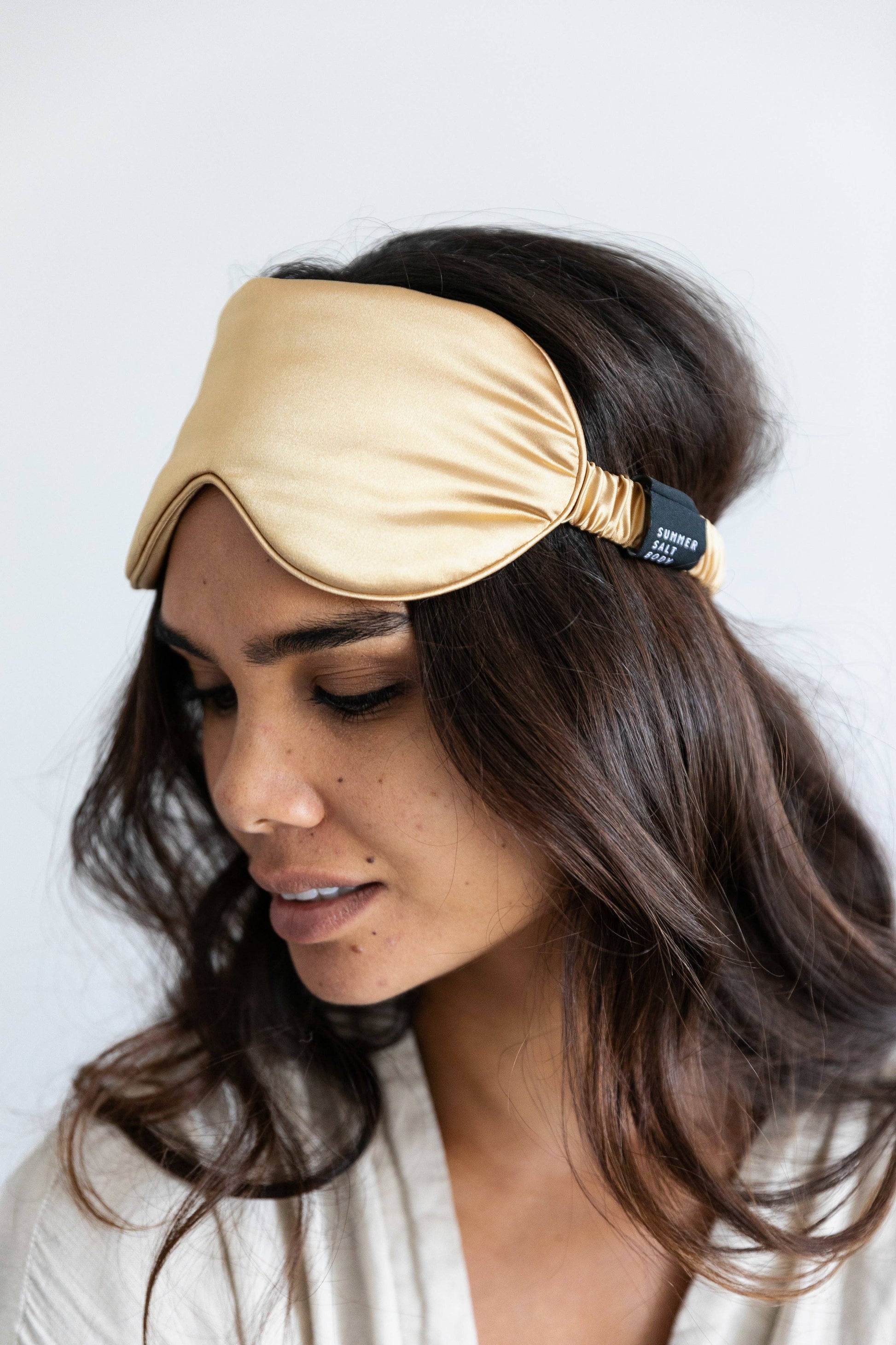 DREAM EYE MASK - GOLD - 100% VEGAN - perfect for the daydreamer - little beauty sleep - protect the delicate skin around your eyes while reducing fine lines, wrinkles and skin impurities - Joy - Journey of you