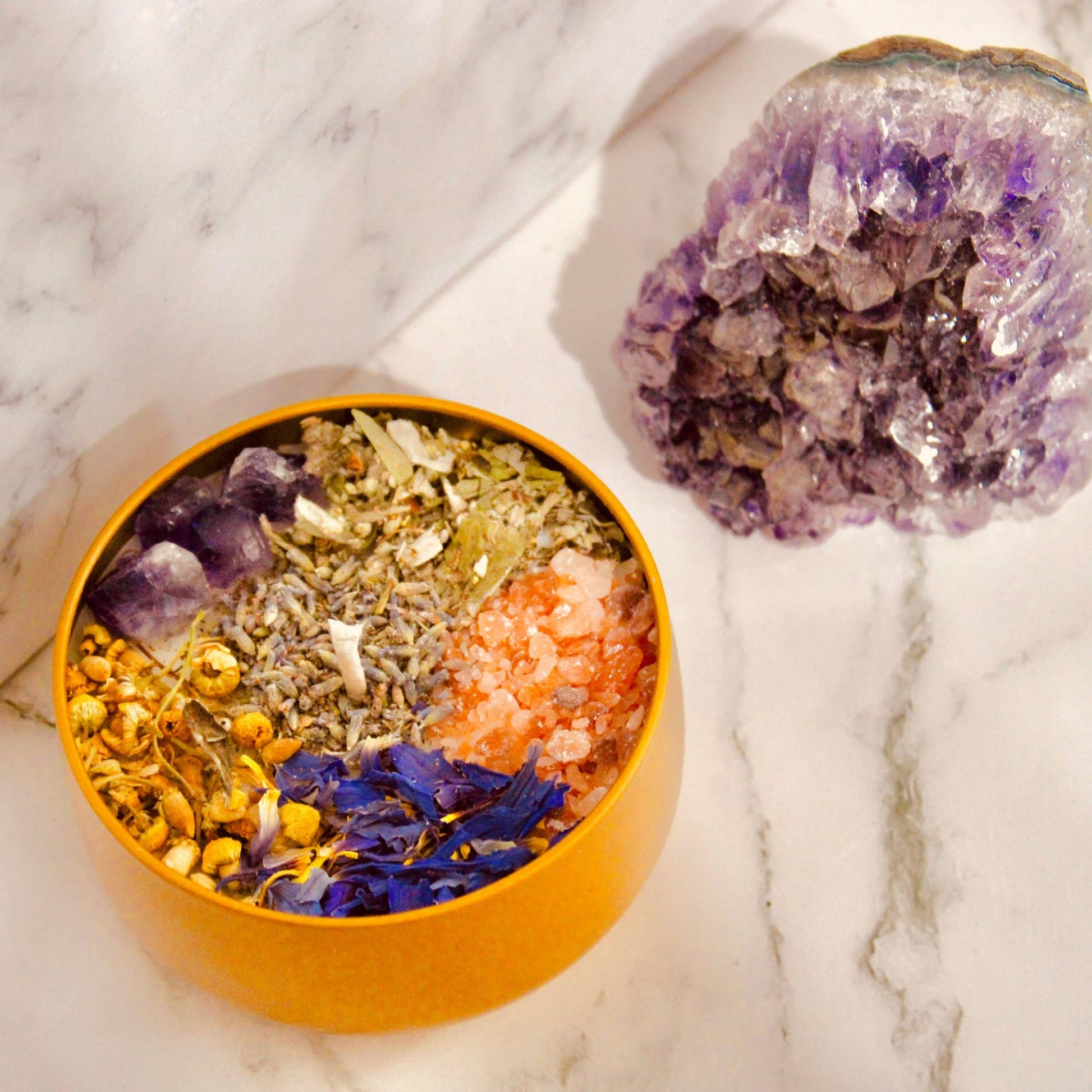 INTUITION ENHANCER CRYSTAL CANDLE: 4OZ GOLD TIN - Mugwort, Blue Lotus, Chamomile, Lavender, Himalayan Salt and a single Amethyst Crysta -  Apricot Grove fragrance - Joy - Journey of You