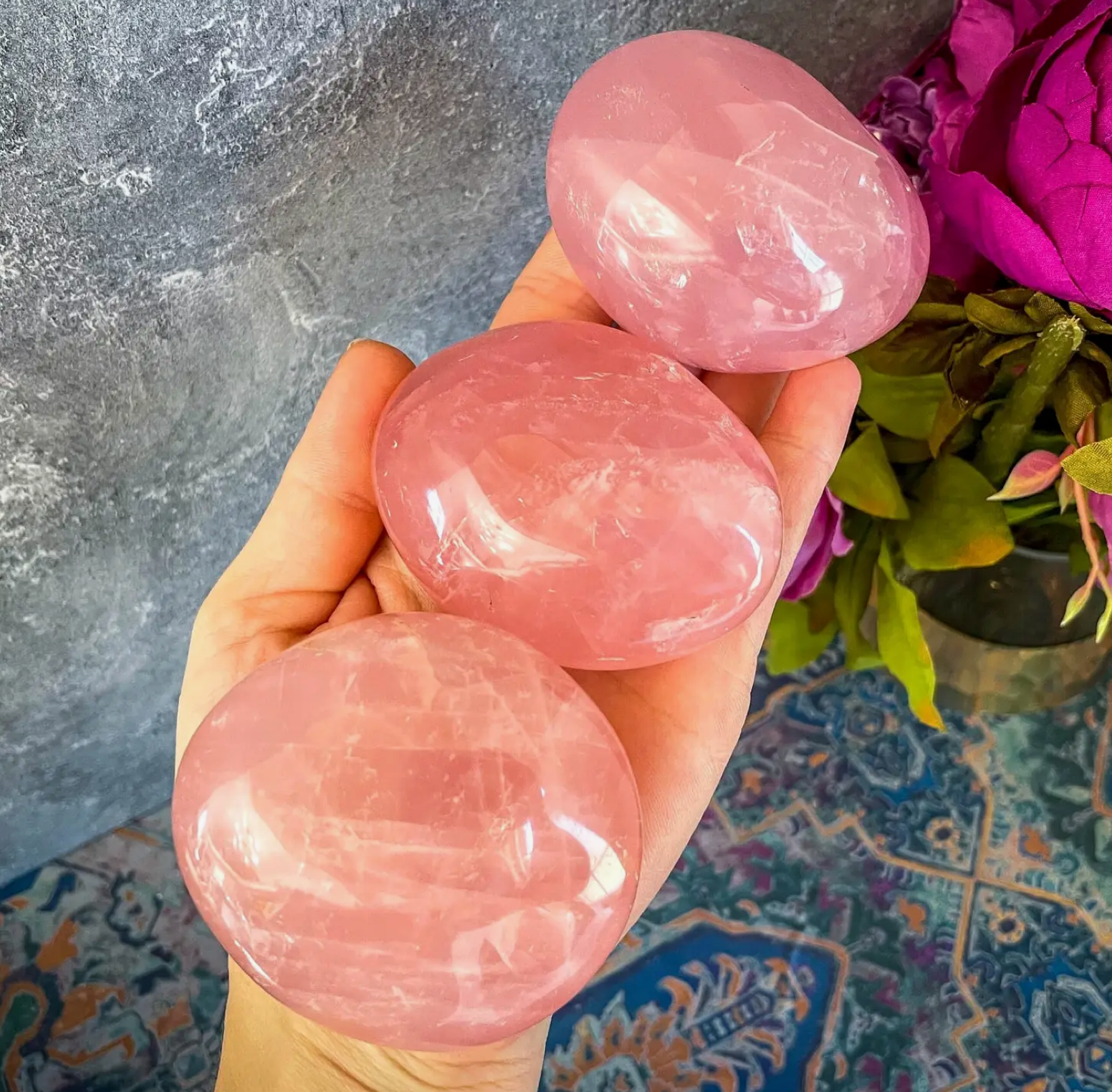 GEMMY ROSE QUARTZ PALM - THE GEMMIEST - Rose Quartz Palm Stone - Heart Stone - important talisman - quite effective in attracting new love, romance and intimacy, or in developing a closer bond with family or friends.